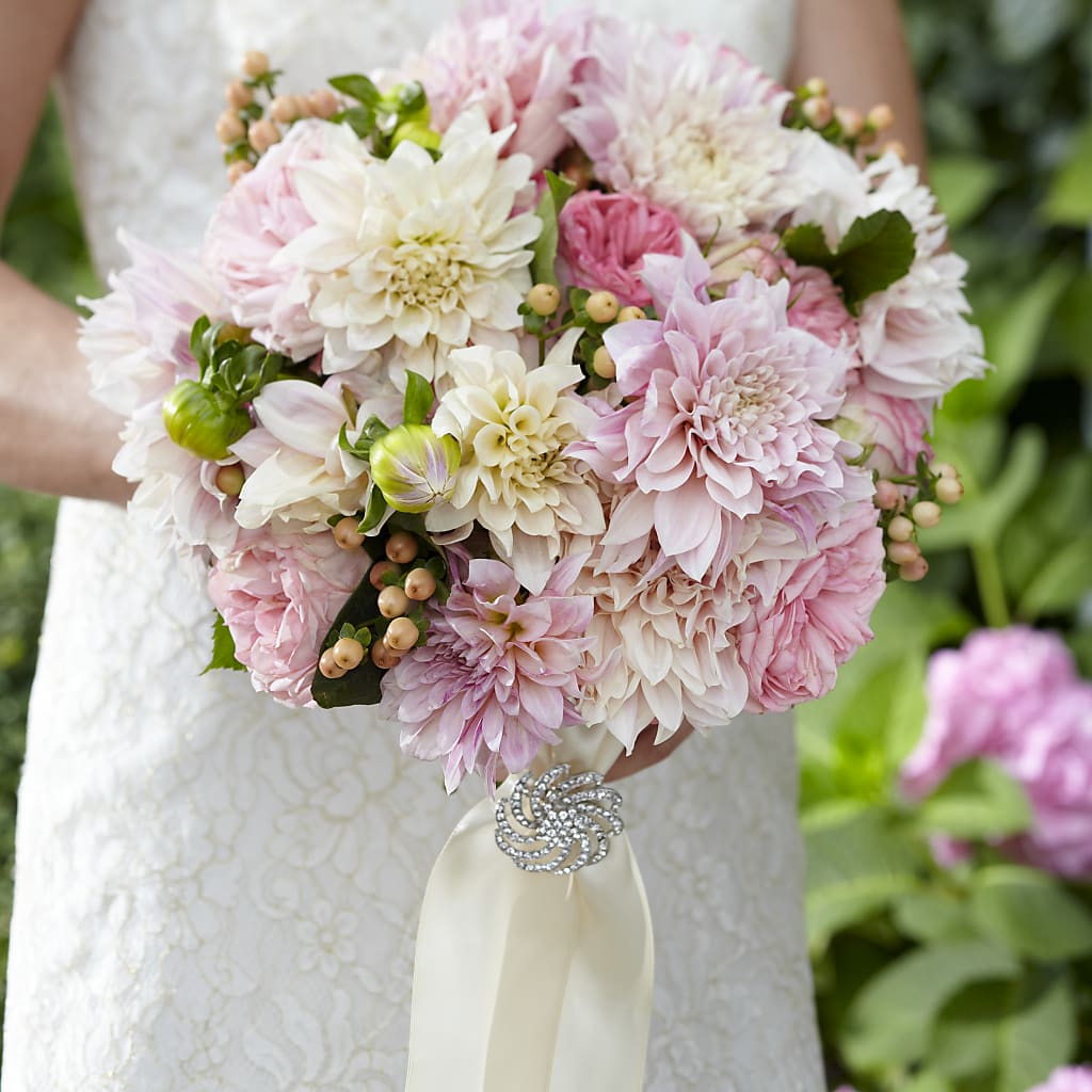 Heart's Promise Bouquet – DANI' SWEET DELIGHTS, Las Vegas NV