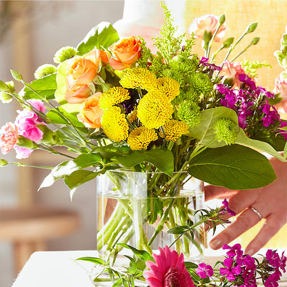 Bold & Bright – A Florist Original – DANI' SWEET DELIGHTS, Las Vegas NV