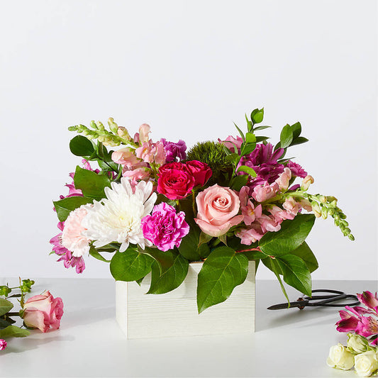 Sweetberry Box – A Florist Original – DANI' SWEET DELIGHTS, Las Vegas NV