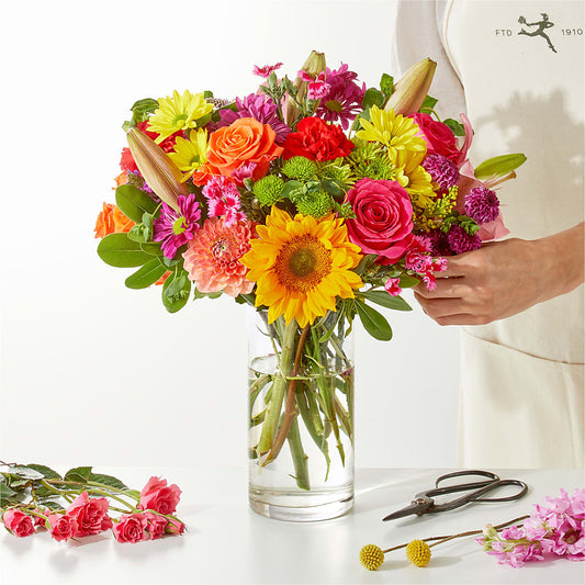 Cue the Confetti - A Florist Original – DANI' SWEET DELIGHTS, Las Vegas NV