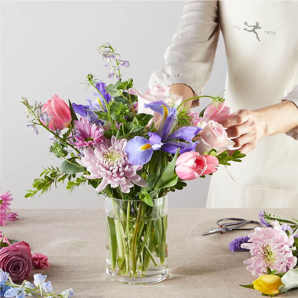 Pastel Tradition - A Florist Original – DANI' SWEET DELIGHTS, Las Vegas NV