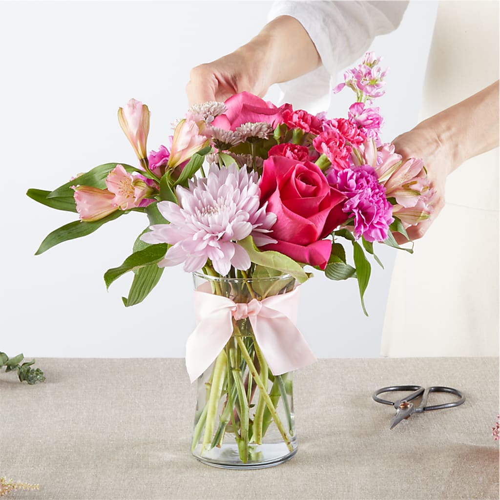 Pink Ribbon - A Florist Original – DANI' SWEET DELIGHTS, Las Vegas NV