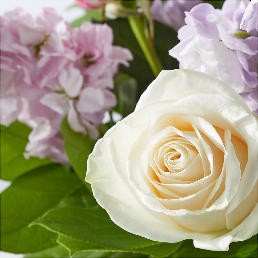 Springtime Spritz Bouquet – DANI' SWEET DELIGHTS, Las Vegas NV