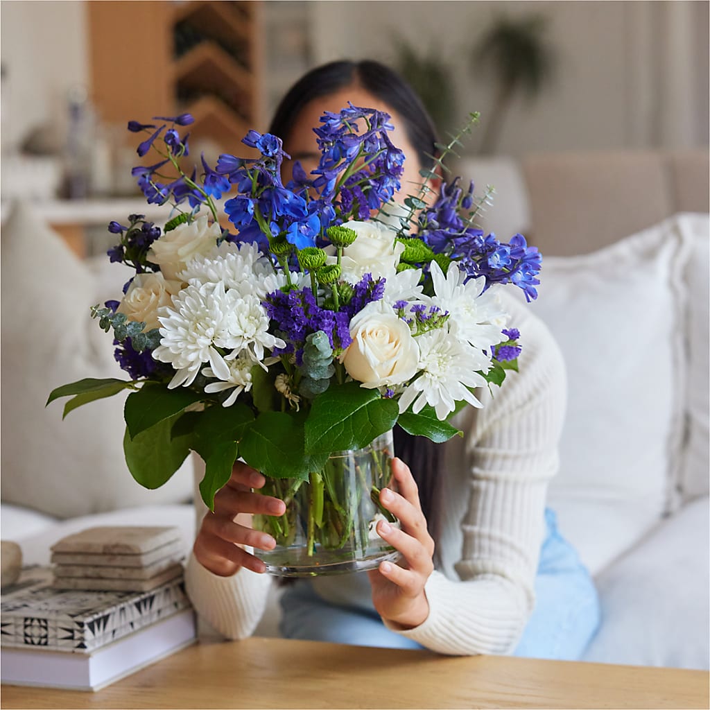 Cerulean Waves Bouquet – DANI' SWEET DELIGHTS, Las Vegas NV