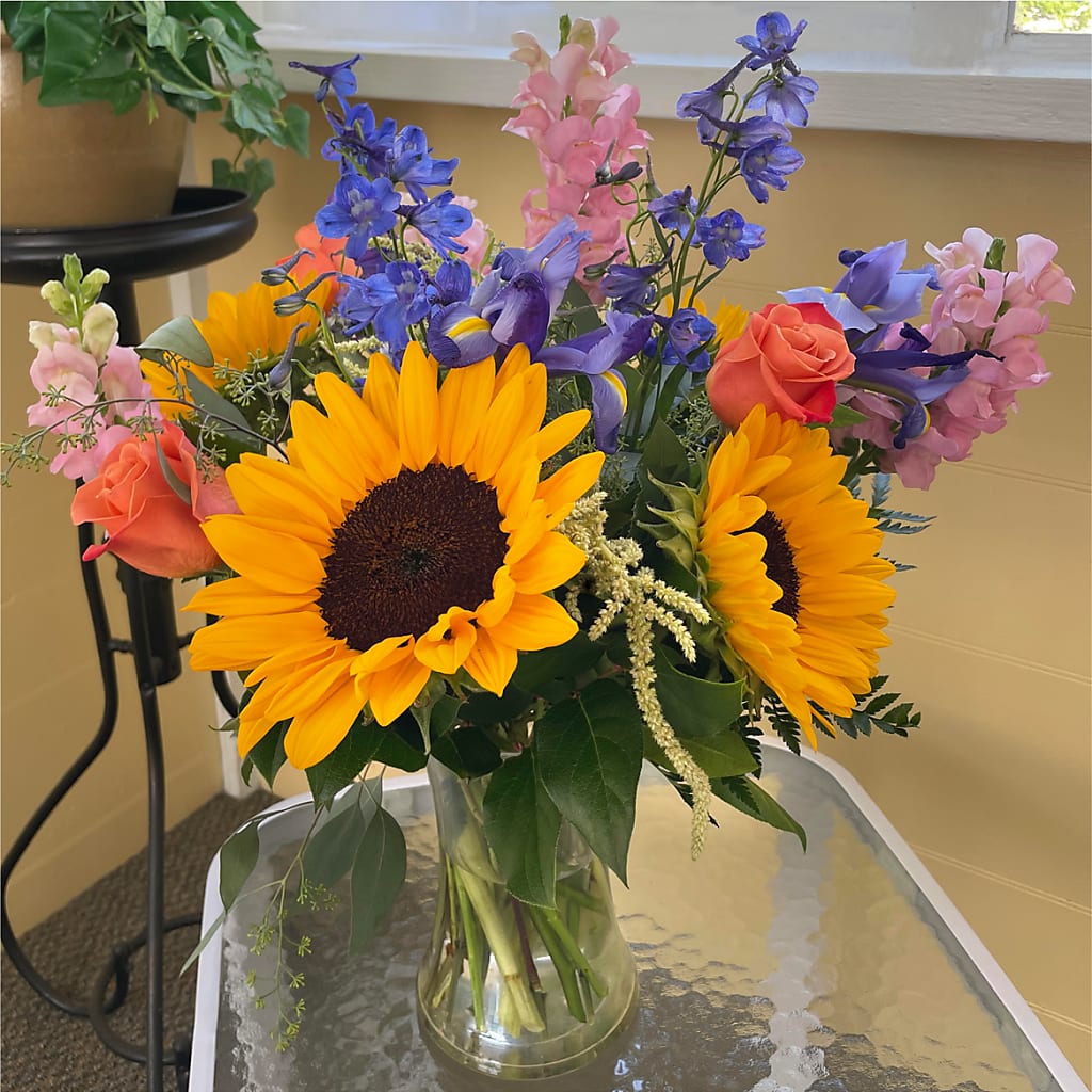Rays of Life Bouquet – DANI' SWEET DELIGHTS, Las Vegas NV