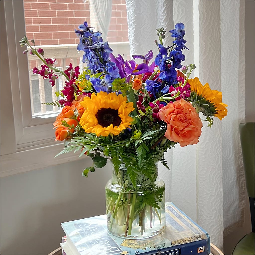 Rays of Life Bouquet – DANI' SWEET DELIGHTS, Las Vegas NV