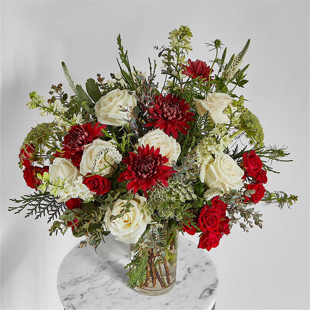 Favorite Traditions Bouquet – DANI' SWEET DELIGHTS, Las Vegas NV