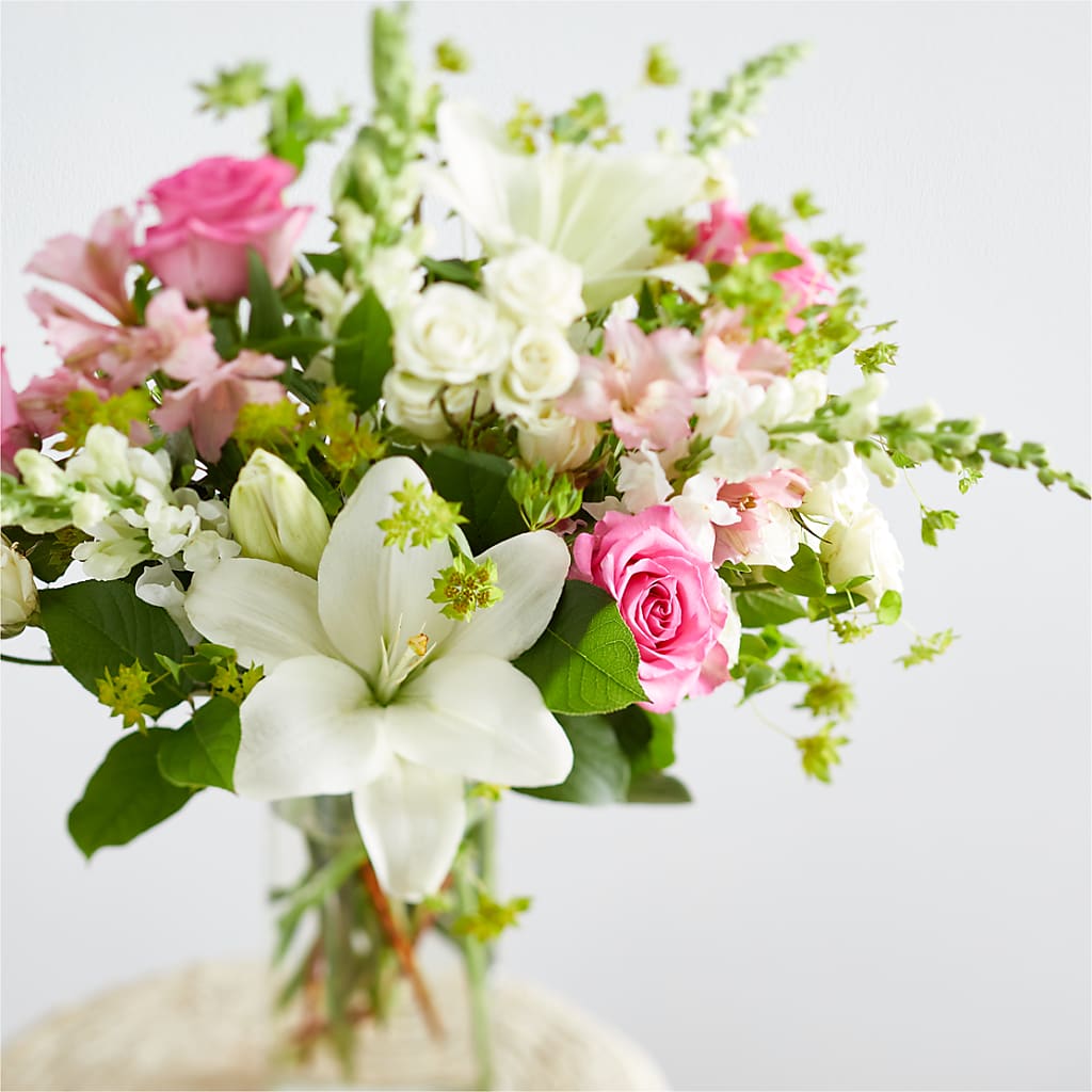 Fondly Bouquet – DANI' SWEET DELIGHTS, Las Vegas NV