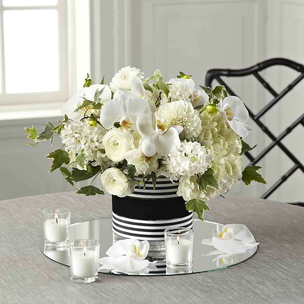 Solemnity Arrangement – DANI' SWEET DELIGHTS, Las Vegas NV