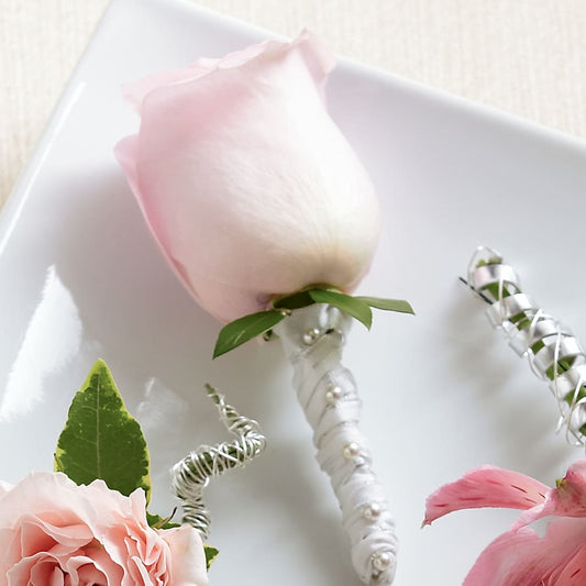 Pink Rose Boutonniere – DANI' SWEET DELIGHTS, Las Vegas NV