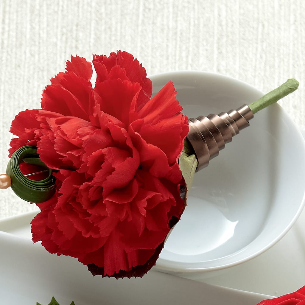 Red Carnation Boutonniere – DANI' SWEET DELIGHTS, Las Vegas NV